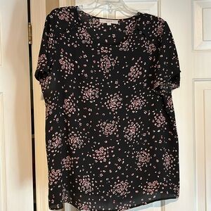LOFT short sleeve floral blouse w/ shoulder button detail sz L